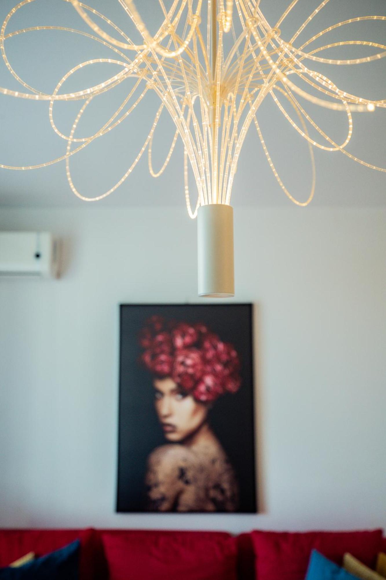 קלוז'-נאפוקה Red Hotel Riviera Suite&Lake מראה חיצוני תמונה